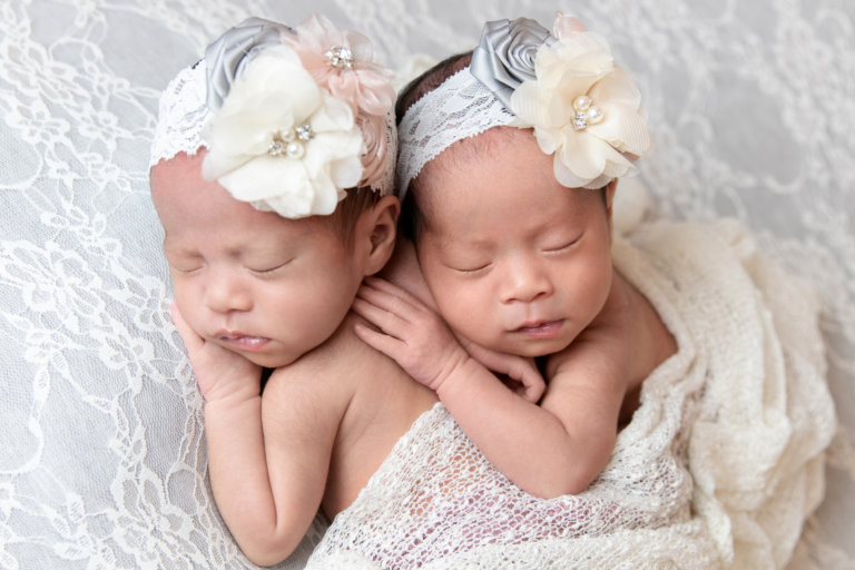 Best twin newborn photo packages for multiples for multiples in Philadelphia, Pennsylvania